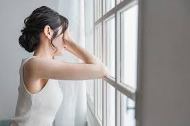 女性が別れた後に見せる未練のサインとは？